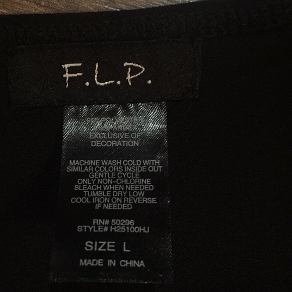 F.L.P | V neck blouse - Picture 4 of 4